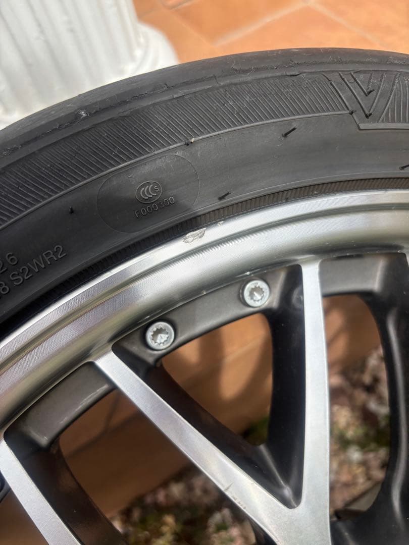 18インチ ロクサーニ、アルミホイールセット 多スポーク