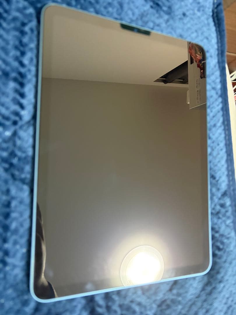 キーボードカバー付きiPadAir 第5世代64GB ブルー