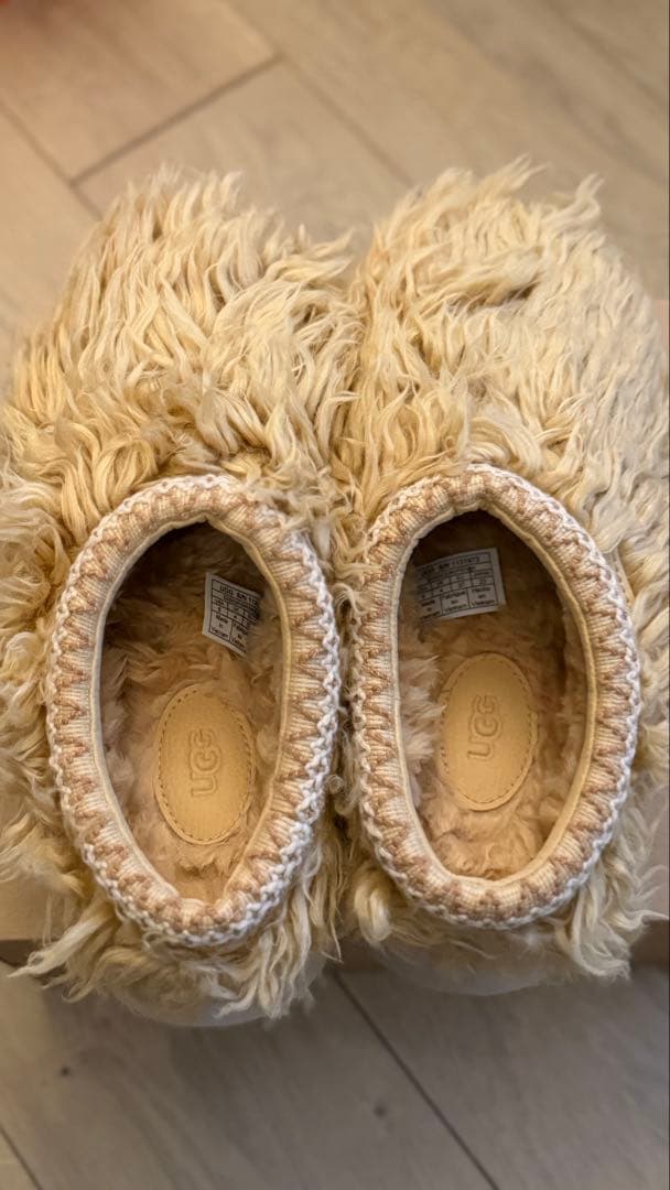 新品UGG Fluff Momma Sugar Tasmanファーモカシン6