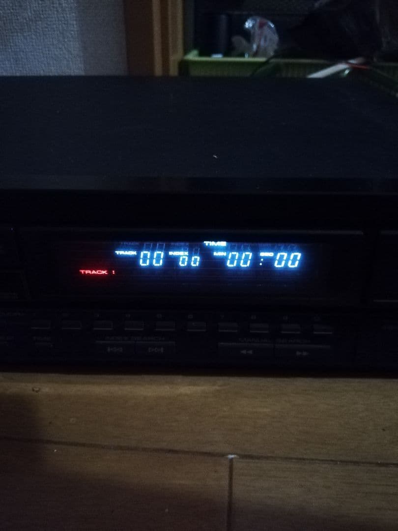 コンパクト　ディスク　プレーヤー　PD-6010