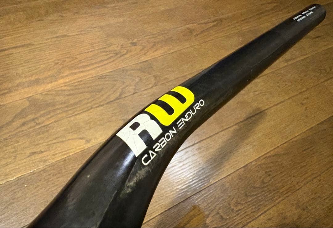 BURGTEC RIDEWIDE CARBON ENDURO ライザーバー