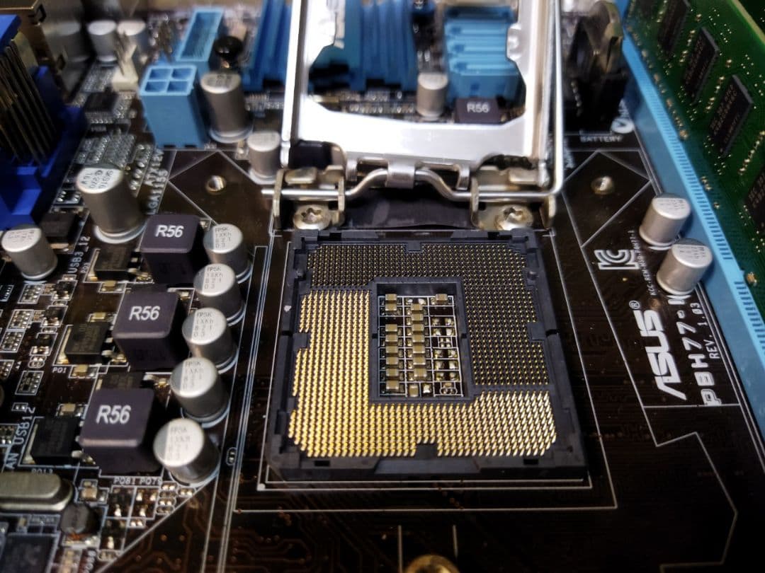 Mini-ITX ASUS P8H77-I Core i7付 マザーボード