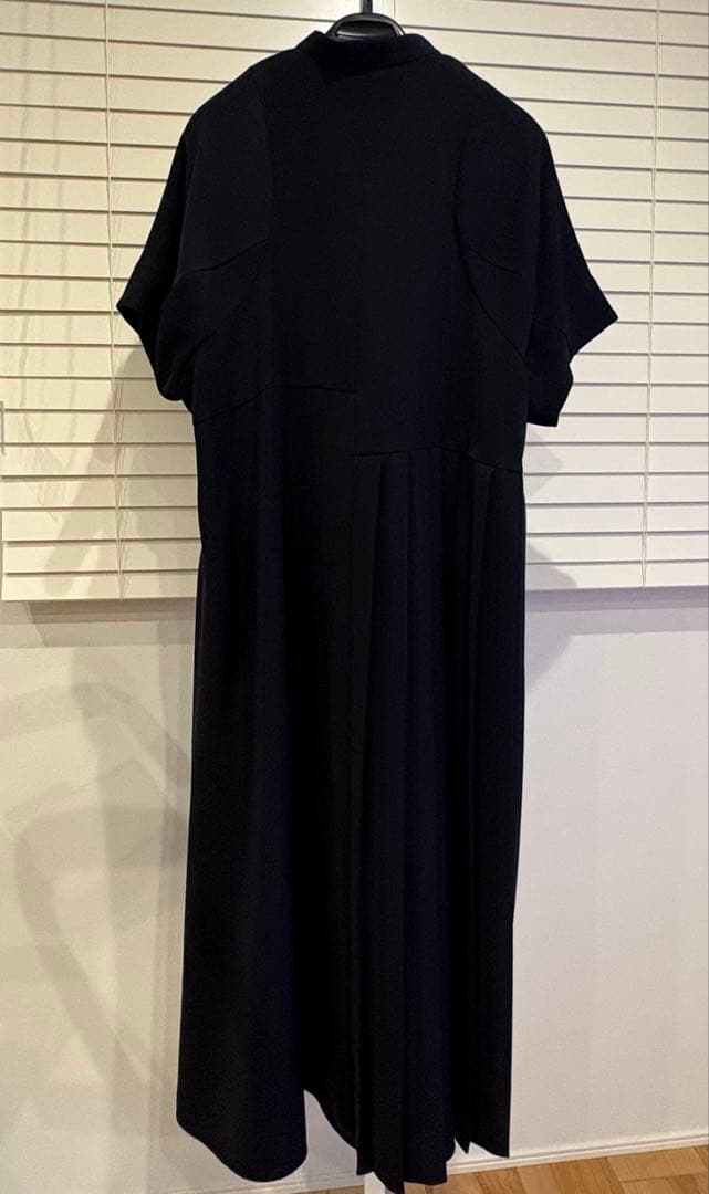 ENFÖLD ＊ASYMMETRY PLEATS DRESS ワンピース36