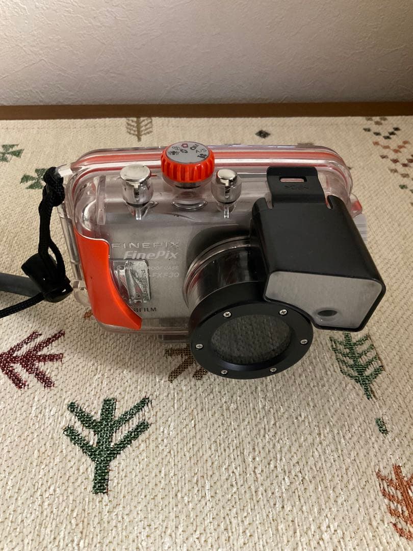 FinePix F31fd FUJIFILM ハウジング付き
