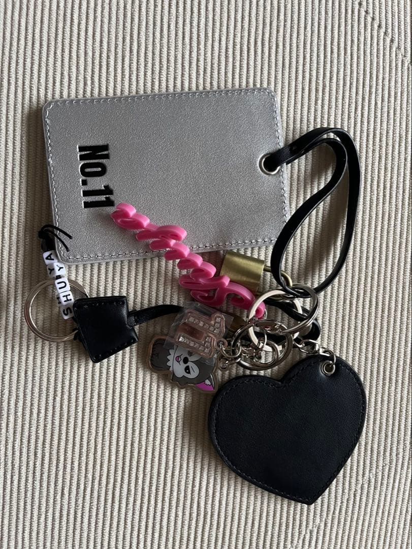 ■超特急　シューヤ　生誕グッズ　チャラチャラチャーム■