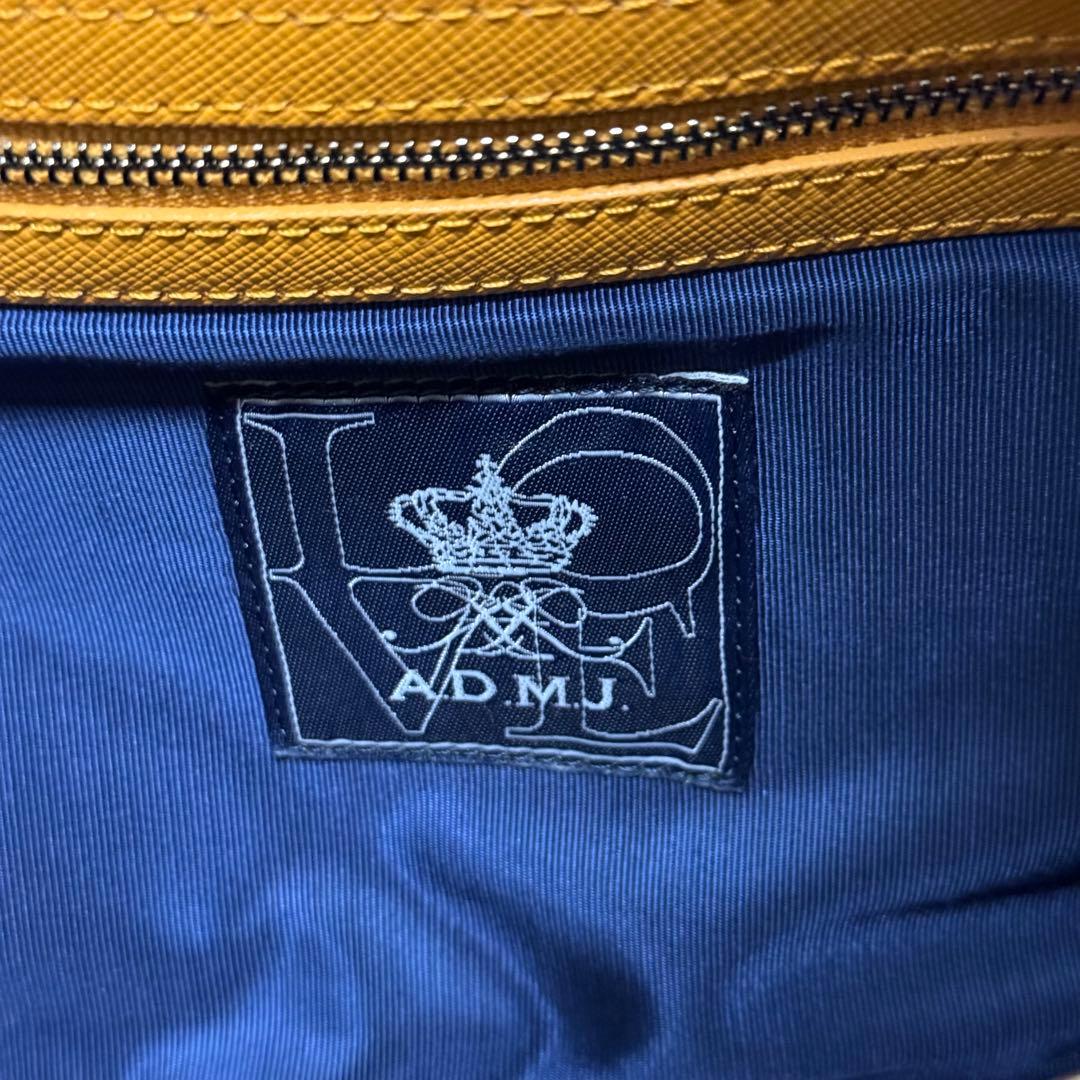 希少！A.D.M.J. 牛革シュリンク型押し　クロスボディバッグ　アク