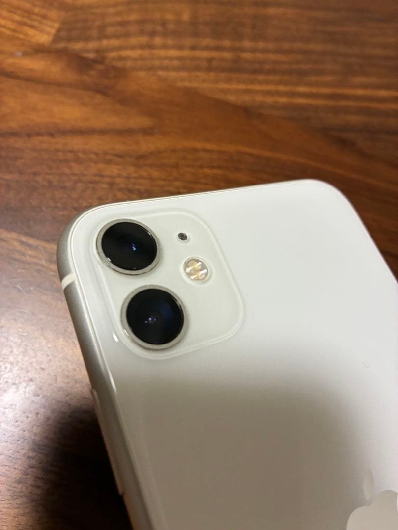 【箱付き】iPhone11 本体 128GB ホワイト　充電コード付き