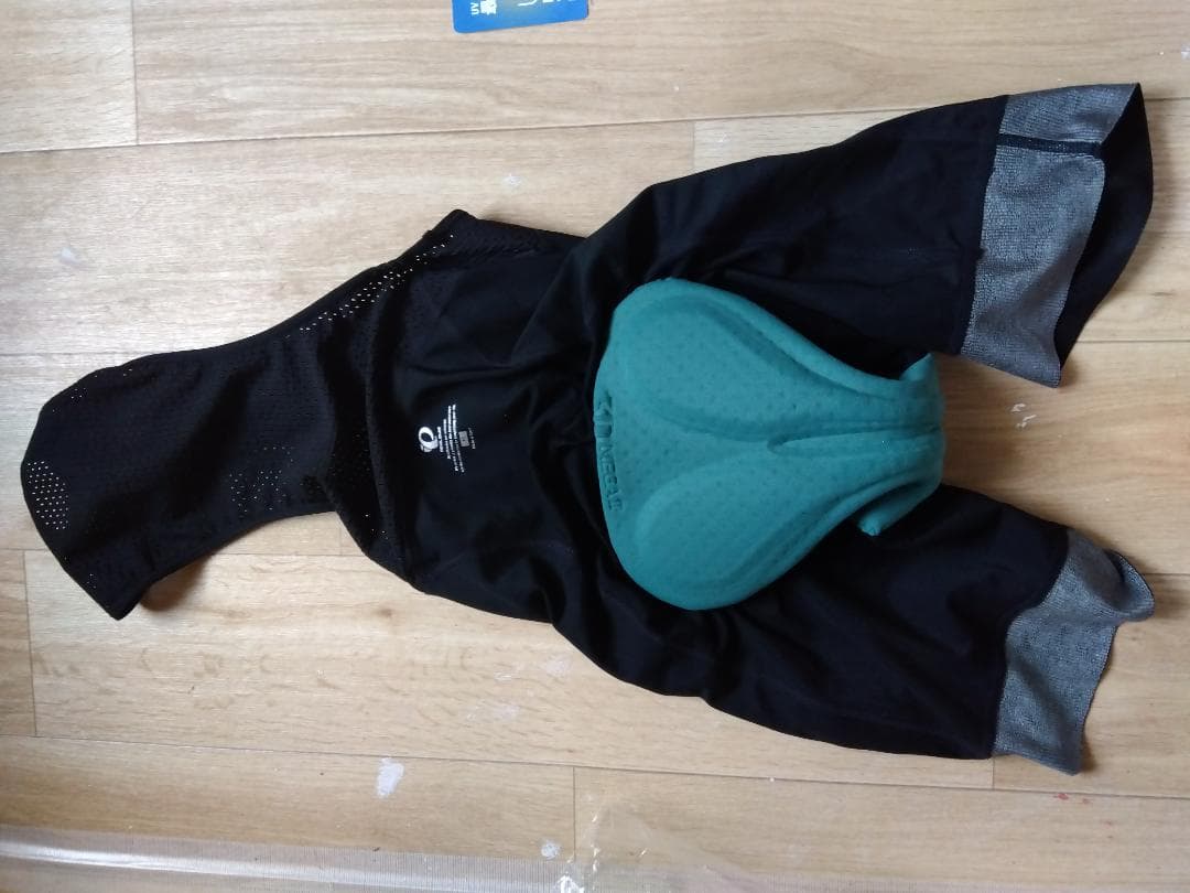 [パールイズミ] コールド シェイド メガ ビブ パンツ　 Mサイズ