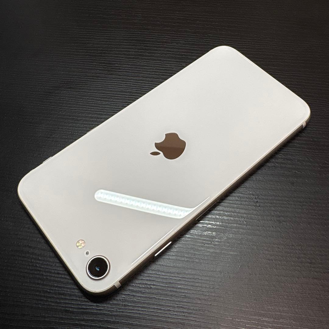 iPhone SE(第3世代) 128GB SIMフリー 美品 バッテリー88%