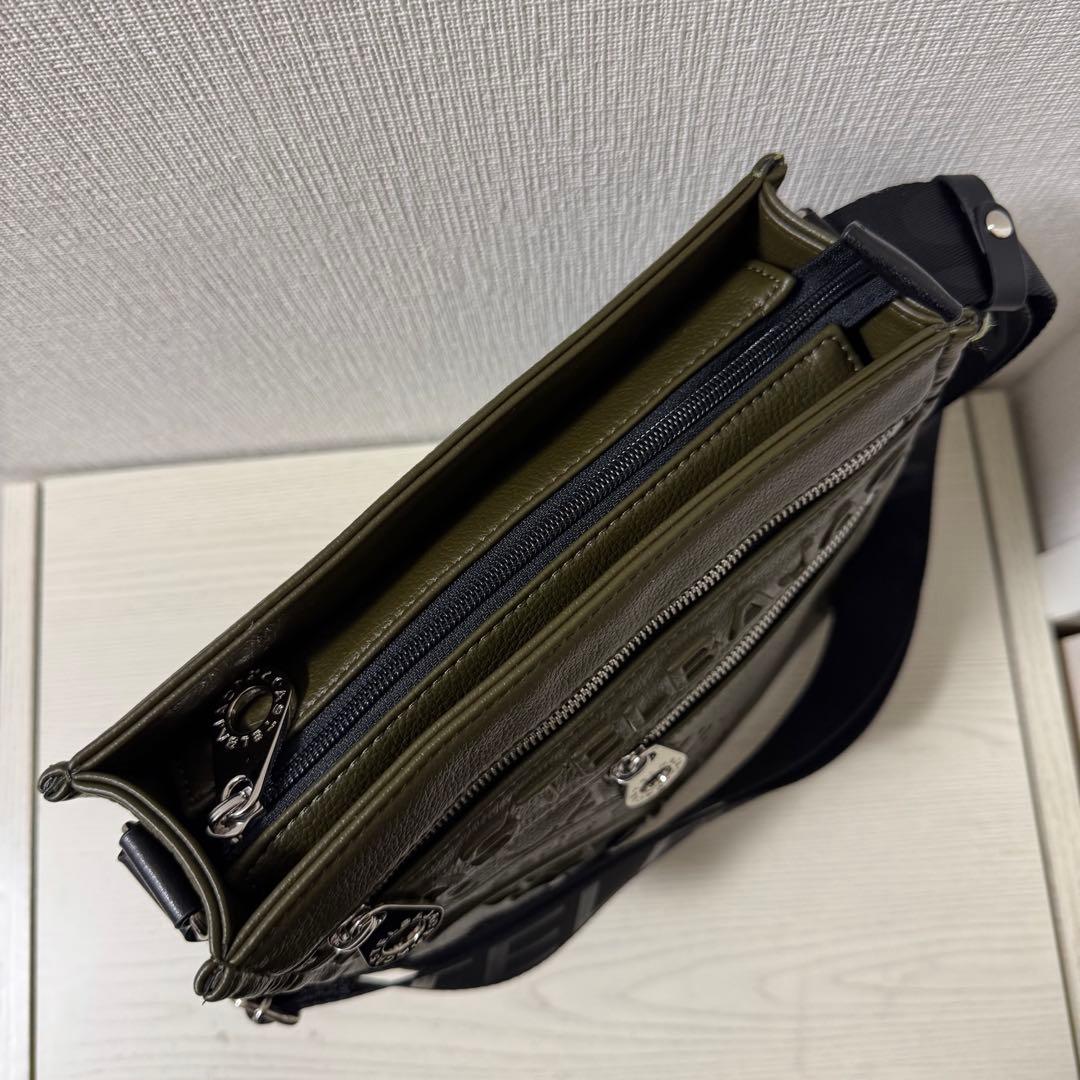 新品タグ付き　カステルバジャック ショルダーバッグ　ダナン カーキ　045114