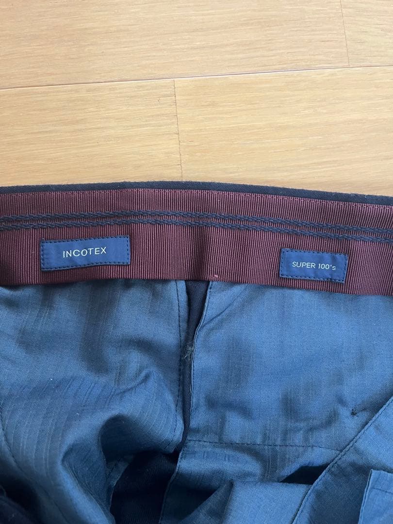 ☆セール中☆【極美品】 インコテックス 秋冬ウール ネイビー 50