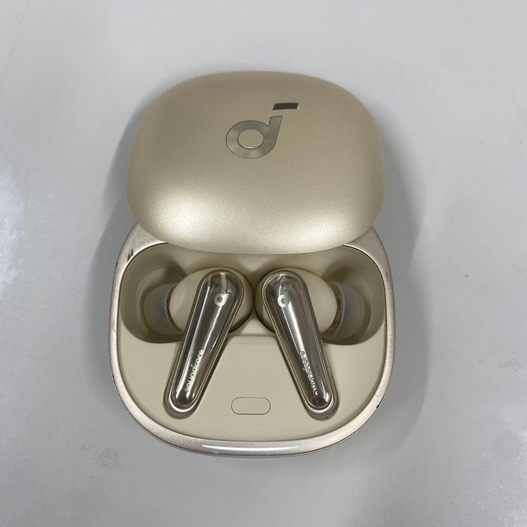 Anker Soundcore Liberty 4 シャンパンゴールド