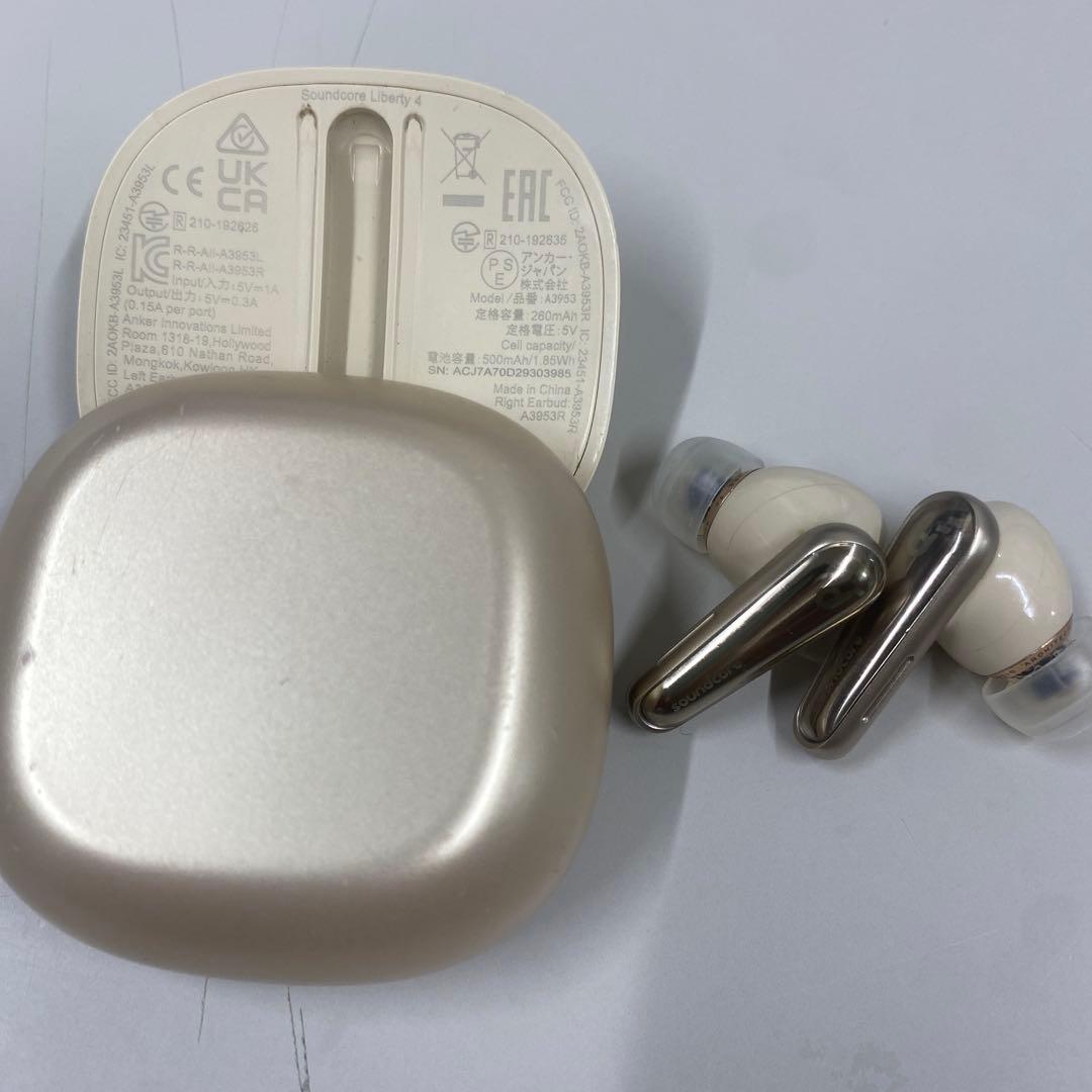 Anker Soundcore Liberty 4 シャンパンゴールド