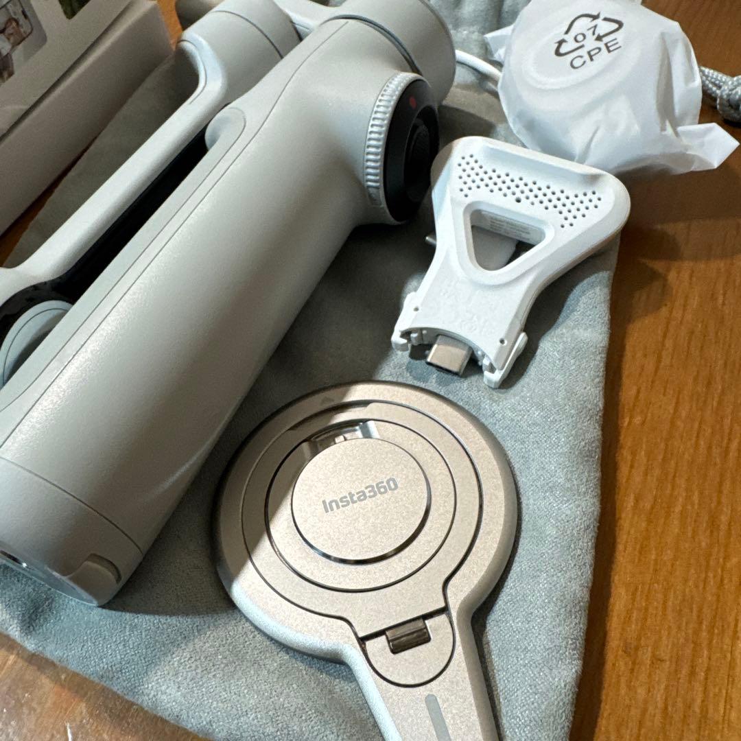 スマホアクセサリー Inst360 Flow 2 Pro