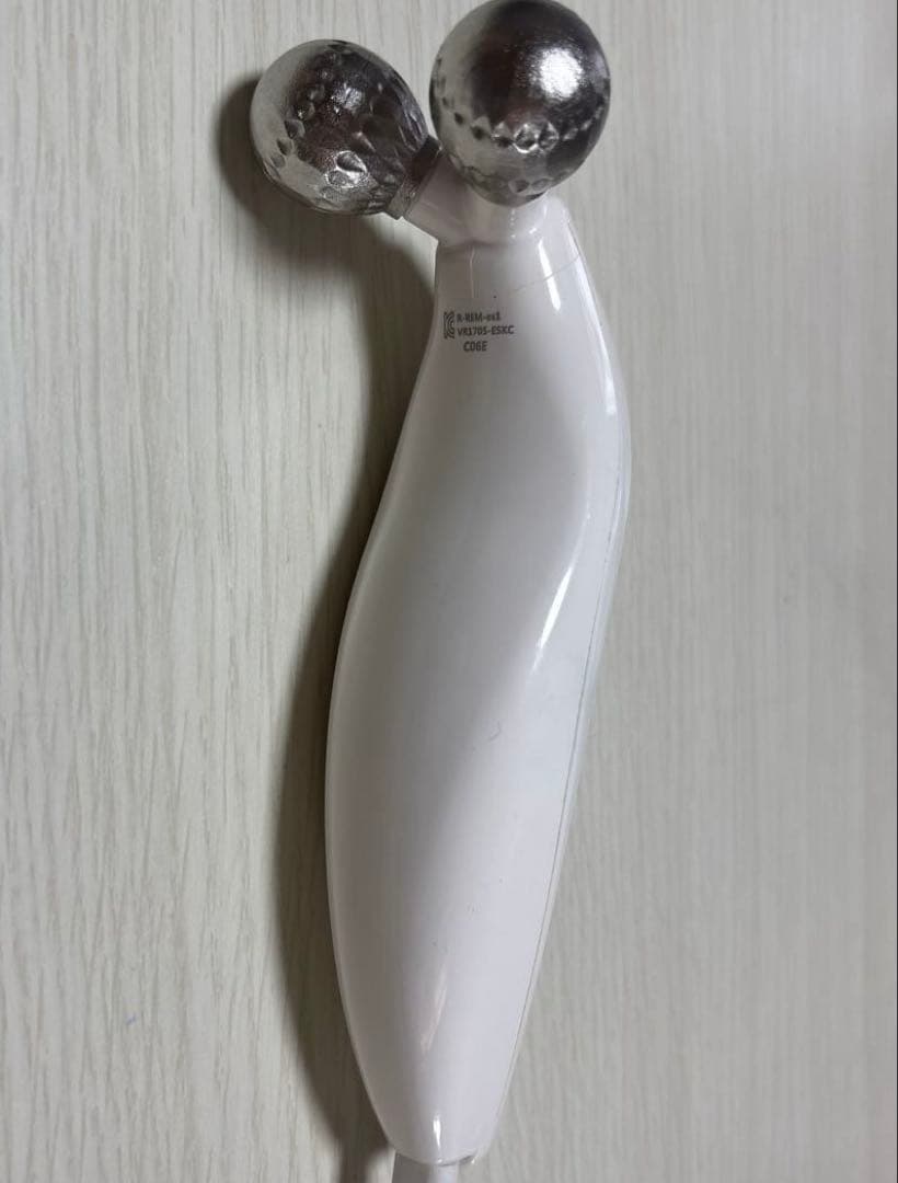 たかの友梨　Vロール　美容フェイスローラー