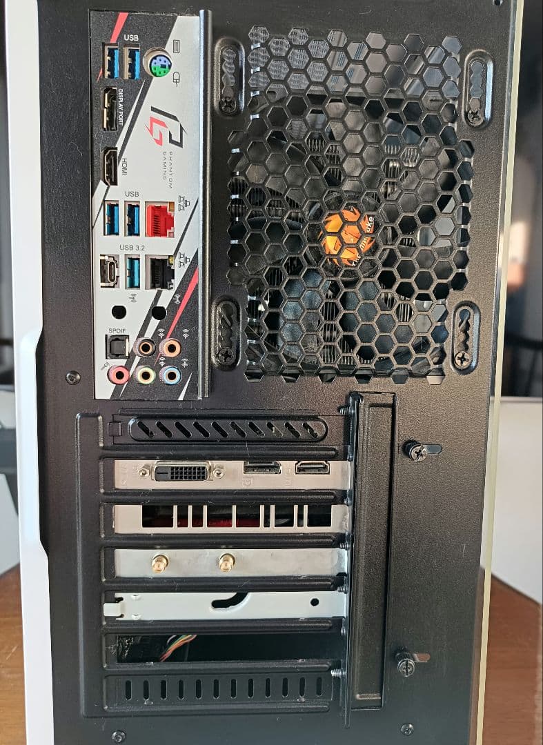 【美品】PC Intel Corei7 9700K SSD1TB メモリ32GB