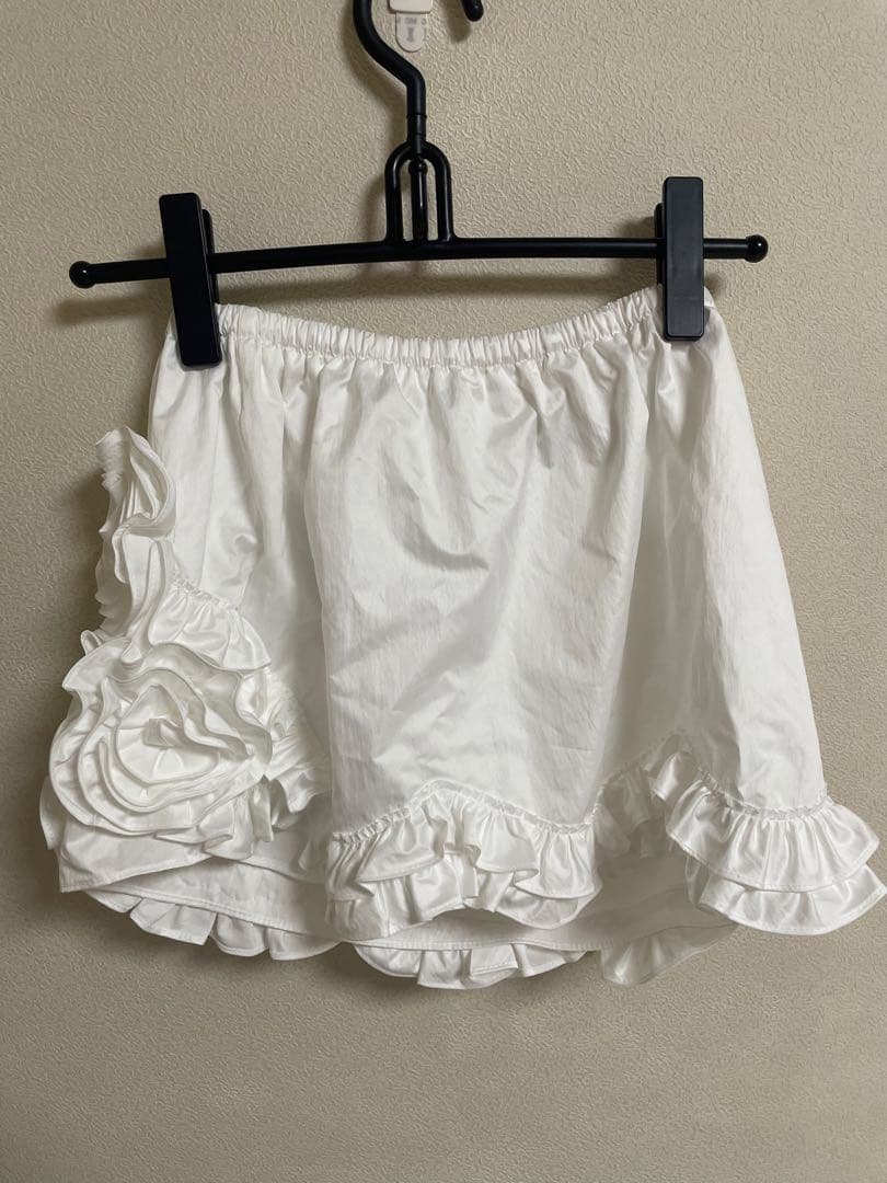 スカート sinoon rose frill mini skirt (white)