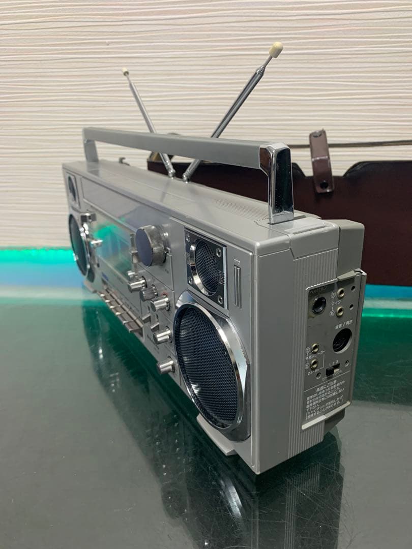 美品昭和レトロ SANYO 三洋 MR-V8 ラジカセキャリングケース付き整備品