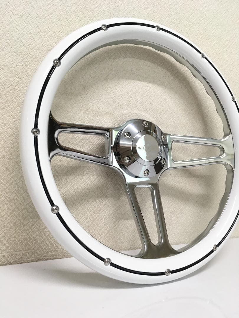 0*A様 W-POWER ステアリングホイール ホワイト