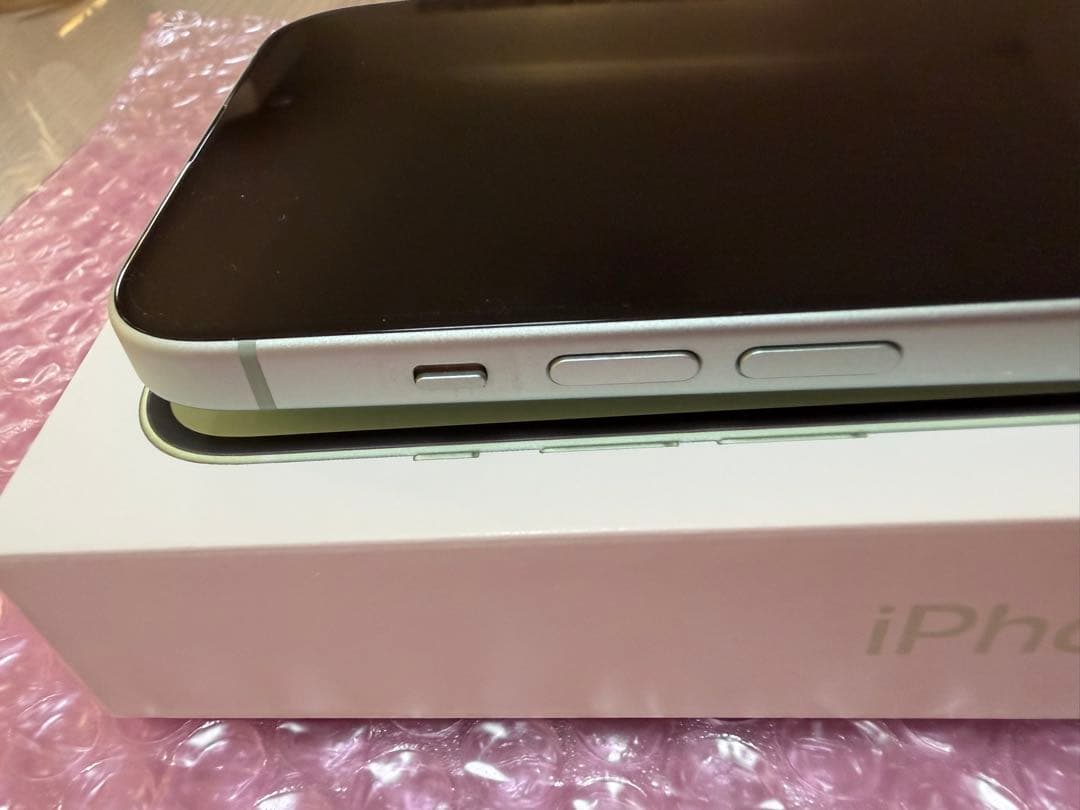 iPhone 15 Plus 128GB SIMフリー グリーン 電池83%