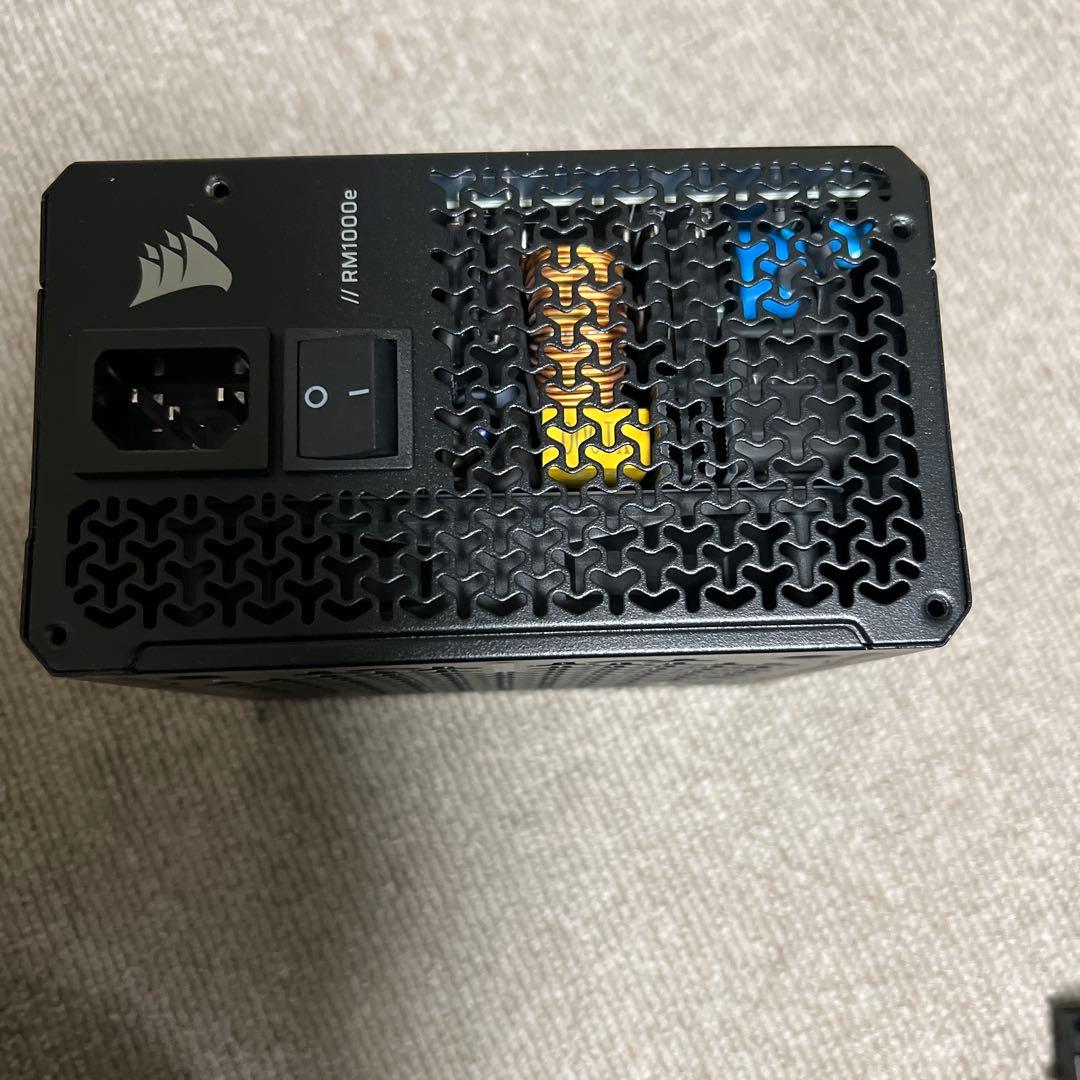 Corsair RM1000e 1000w 電源CP-9020297 25年製