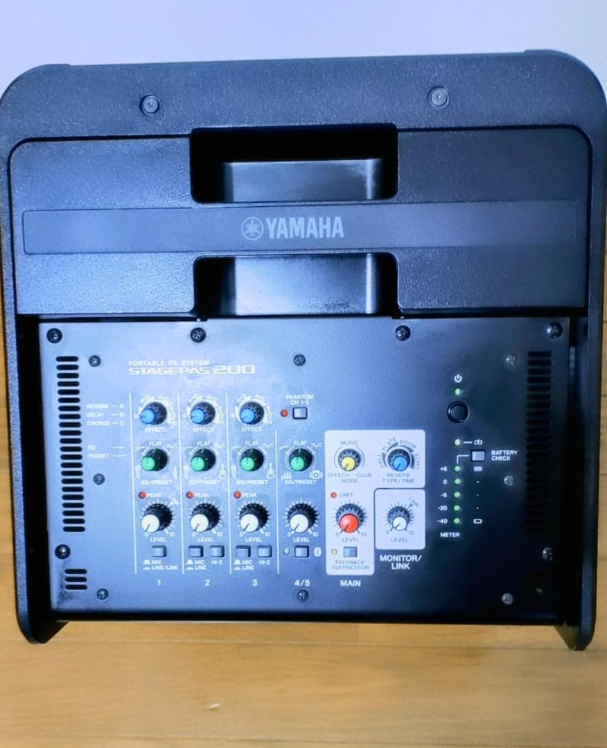 YAMAHA STAGEPAS 200 ポータブルPAシステム