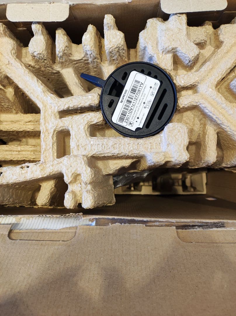 Nespresso Vertuo Next エスプレッソマシン GDV1-WH