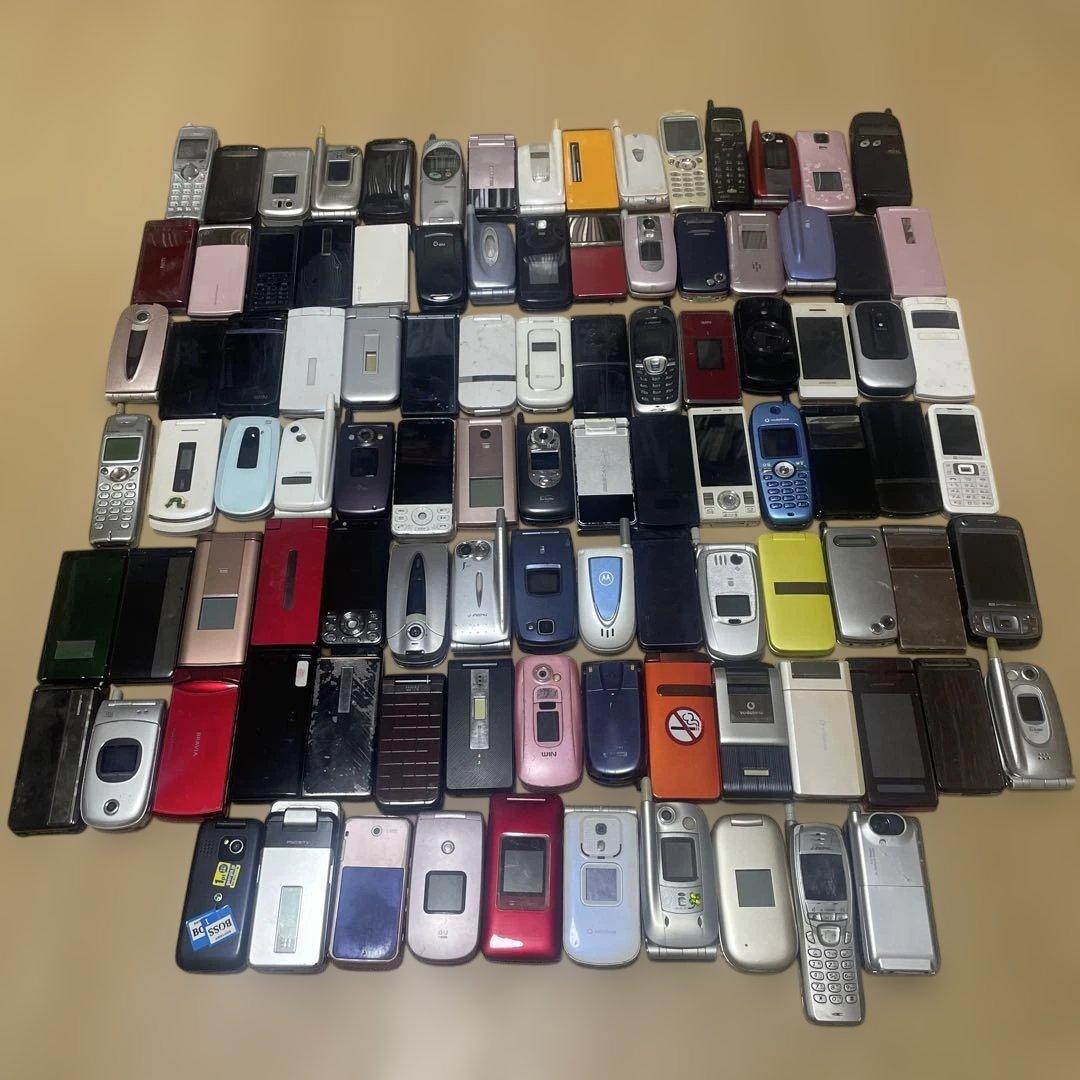 100台　大量　まとめ　携帯電話　ガラケー　本体