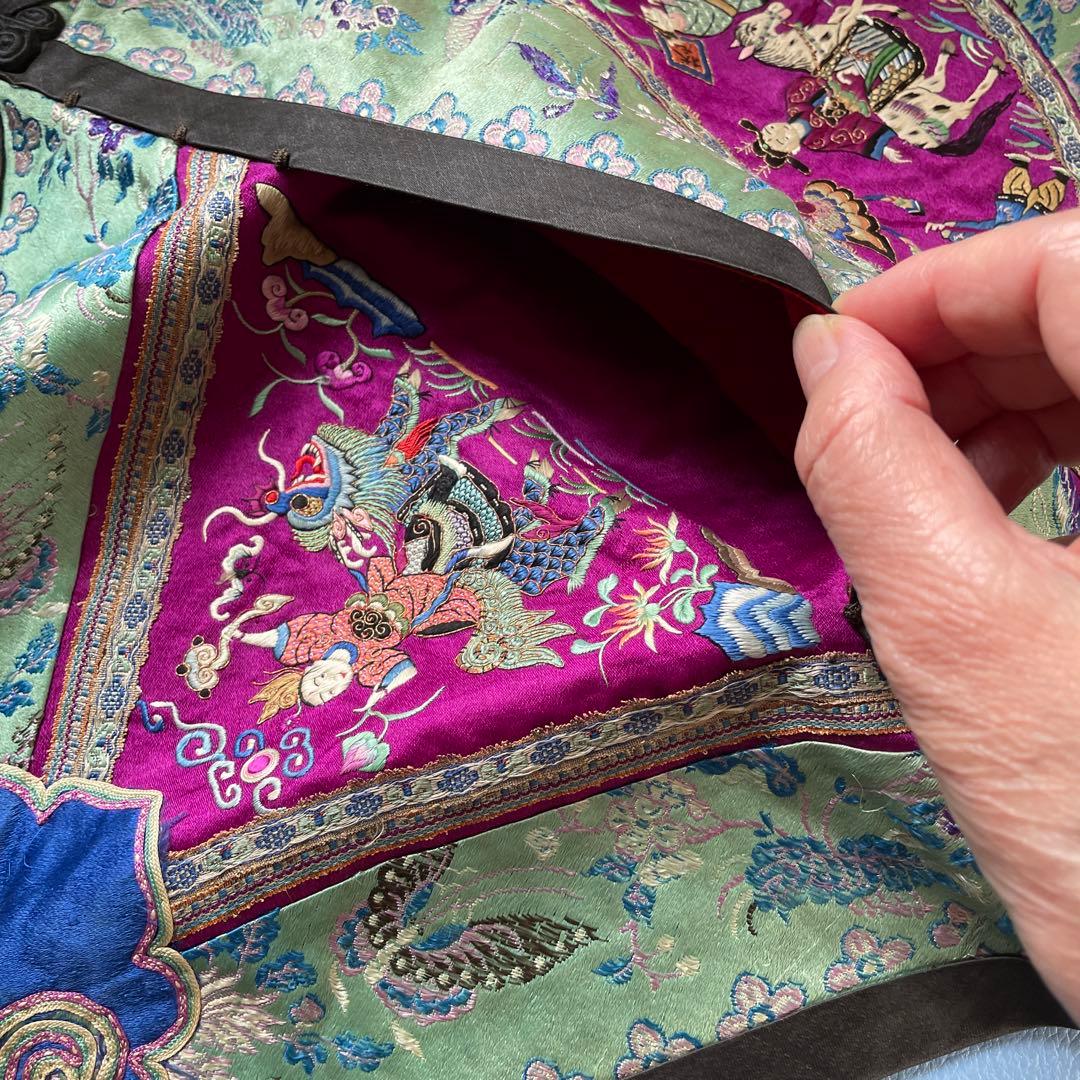 中国　清代　肚兜　手作業　古代刺繍　中国骨董