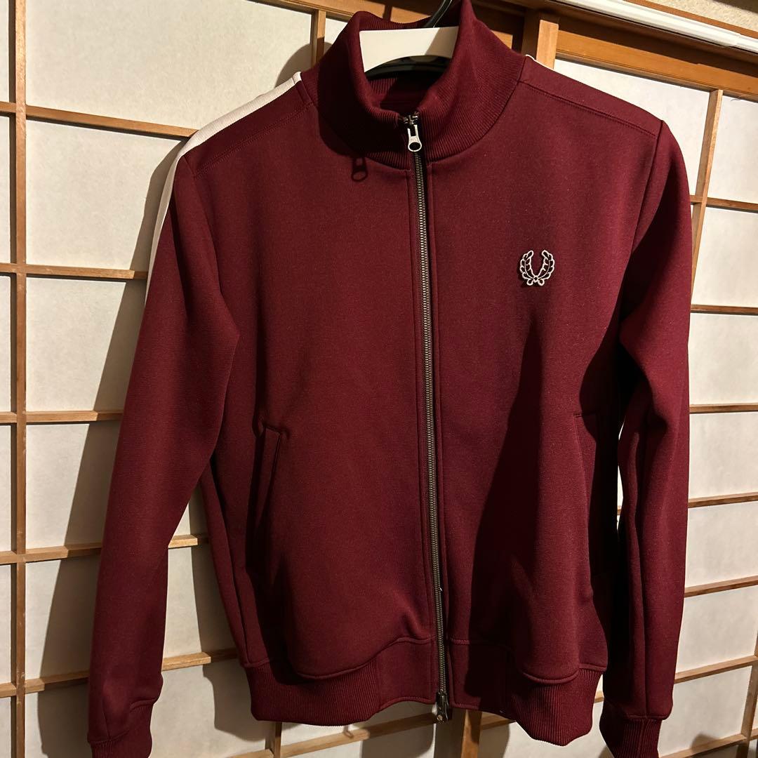 フレッドペリー　トラックジャケット