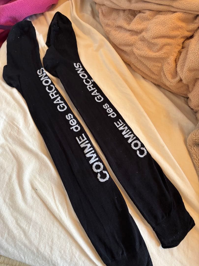 ロゴ入り ブラックソックス　コムデギャルソンオムプリュス　21AW