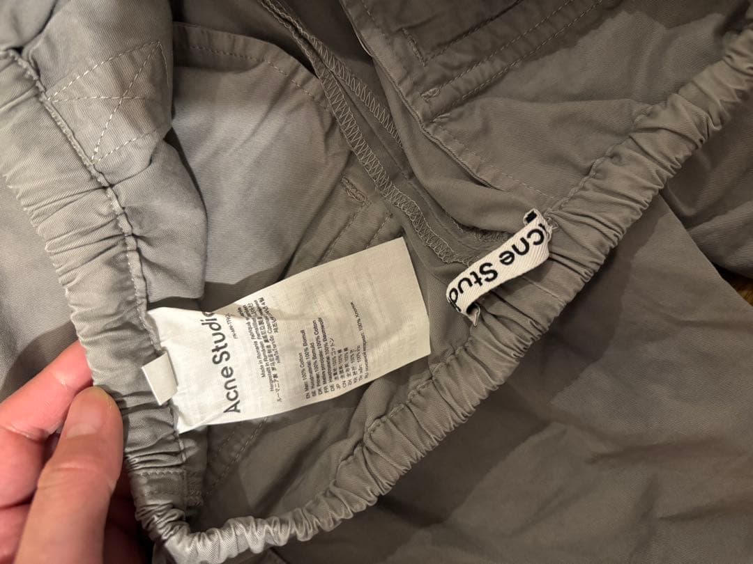 なお　ACNE STUDIOS CARGO TROUSERS