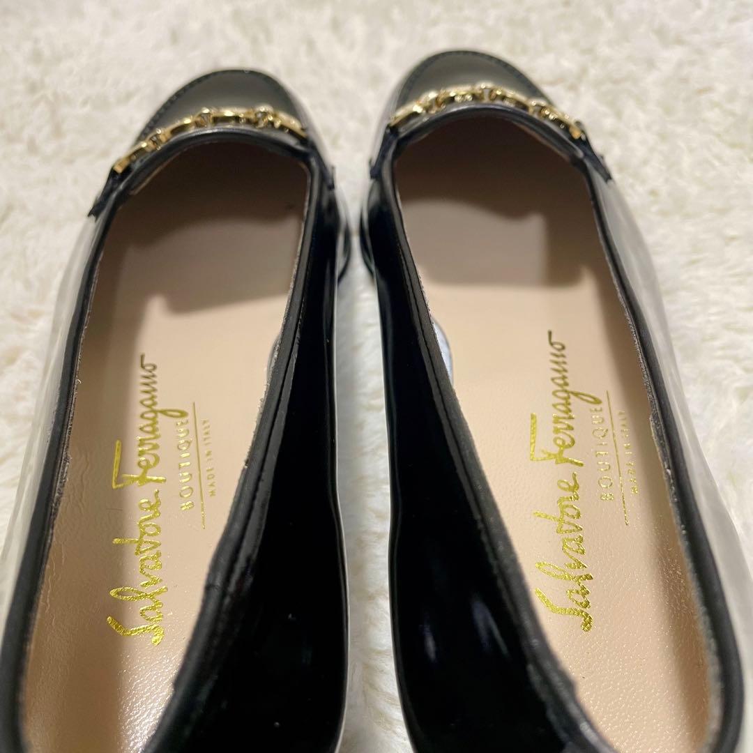 未使用級 サルヴァトーレフェラガモ ヴァラ ゴールド チェーンモチーフローファー