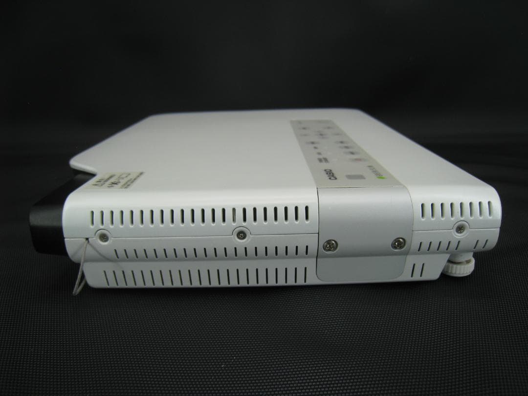 投映15型～300型　モバイルサイズ プロジェクター　CASIO　XJ-A141