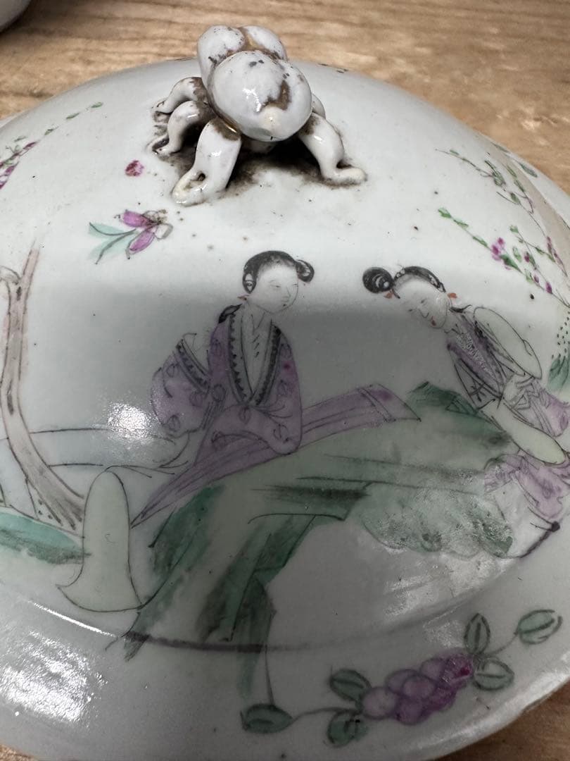 中国美術　粉彩　人物図　漢詩　時代物　アンティーク　古道具　古美術