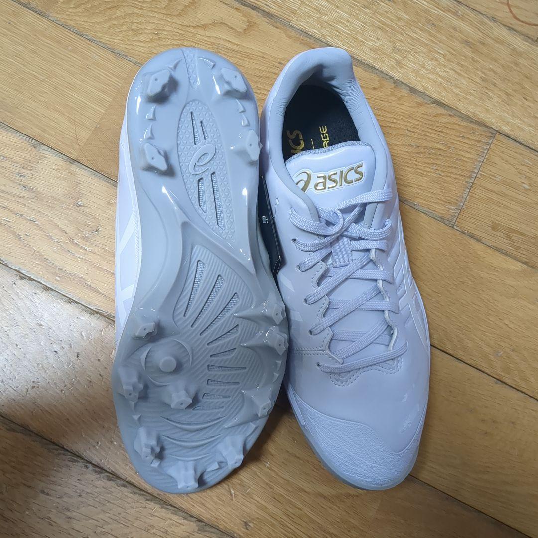 ASICS スパイクシューズ ホワイト タグ付き