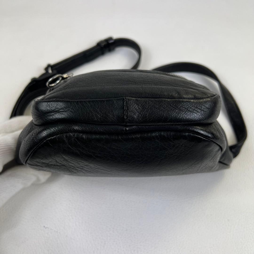 ルル☆交渉・希望金額はコメントのみOK様　Aeta アエタ ボディバッグブラック