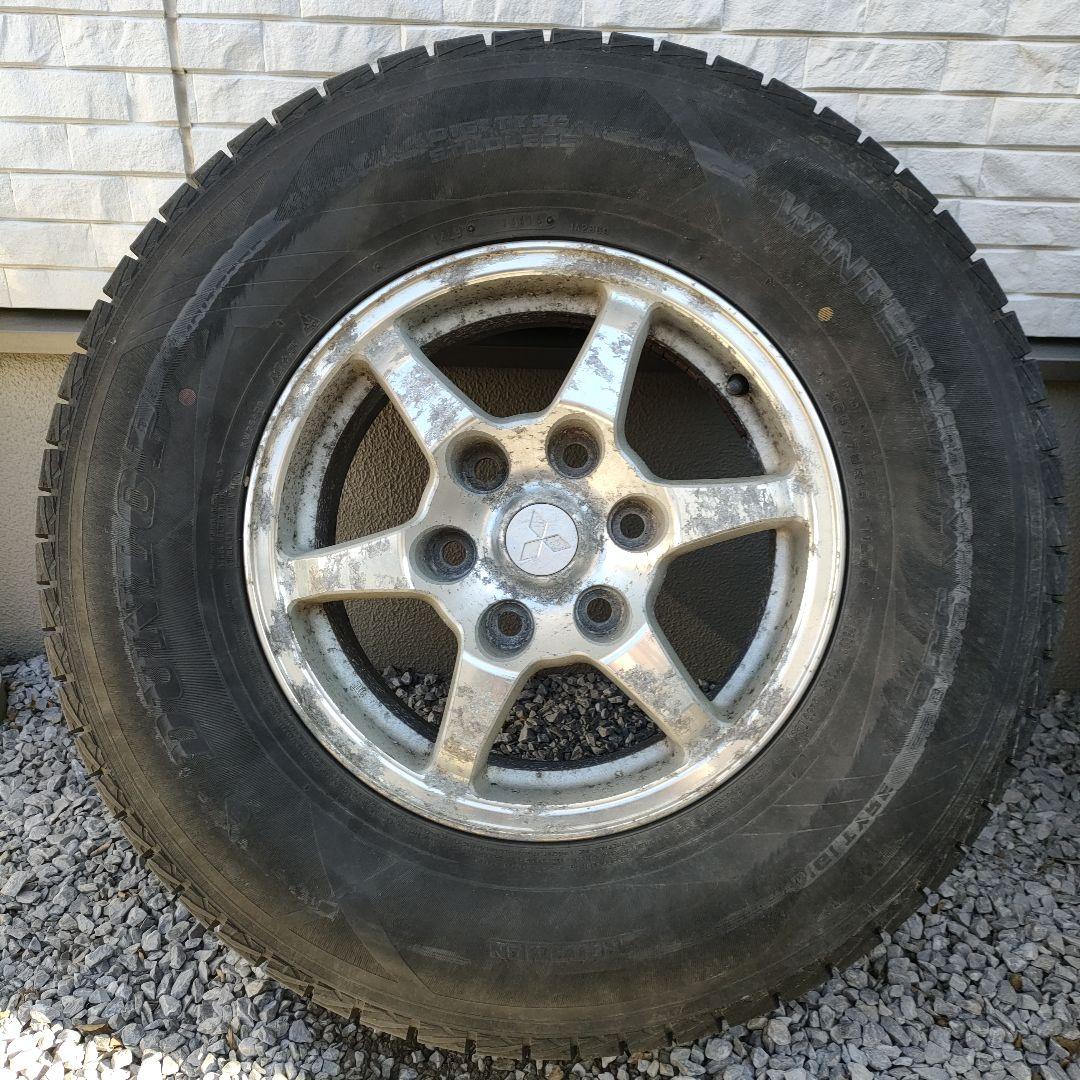 引取限定 DUNLOP スタッドレスタイヤ ホイール付き 265/70R16