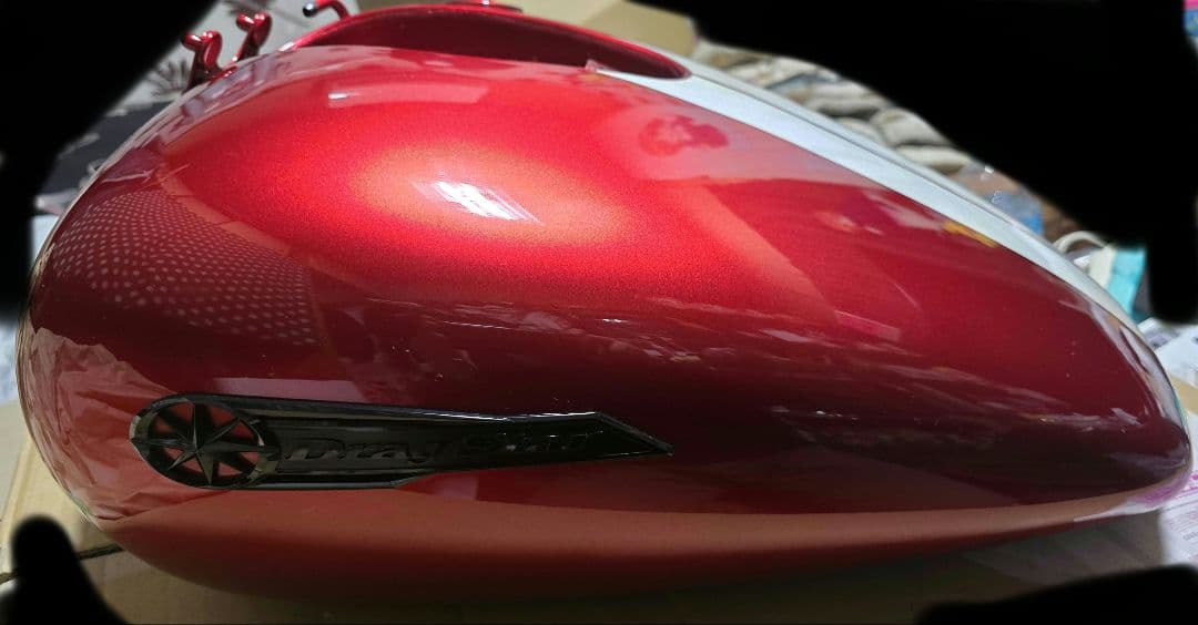 ドラッグスター400 タンク フェンダー セット レッド ホワイトストライプ