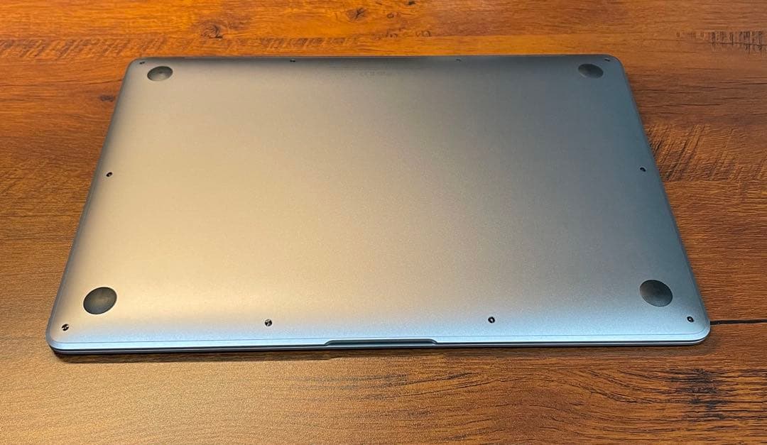 MacBook Air M1スペースグレイ+ LOE 覗き見防止保護フィルム