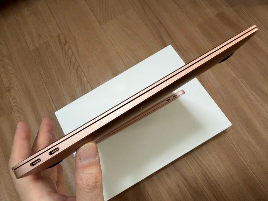 美品MacBookAir 13 Intel 512GB 充放電36回 付属品完備