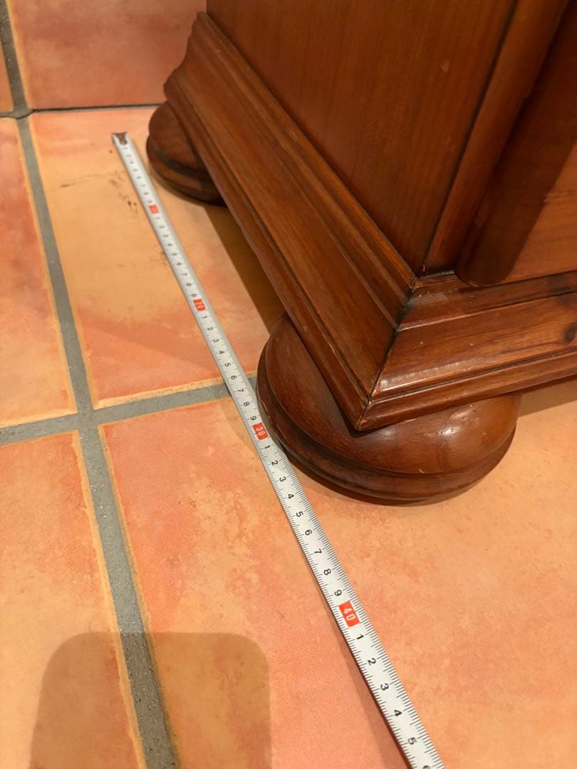 アクタス取扱　スペイン　タイル　書棚　本棚