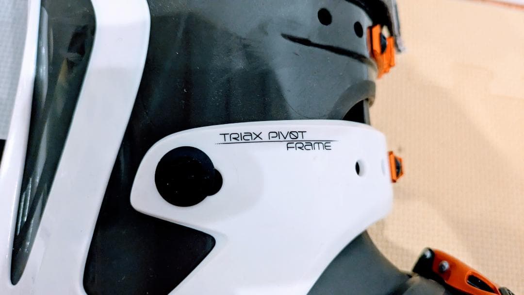  山スキーブーツ（テックビンディング用）26.5cm