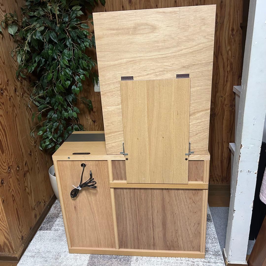 都内23区送料無料❗️関本家具　アンテカルネ　ドレッサー　椅子スタンドライト付き✨