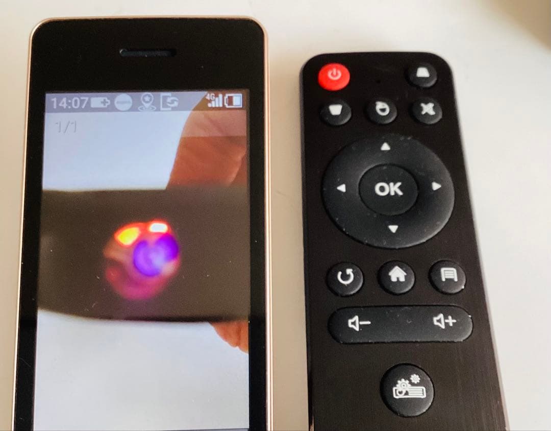 【値下げ】TOUMEI プロジェクター ブラック