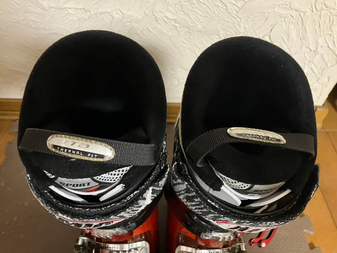 ATOMIC アトミック　スキーブーツ 27〜27.5cm 足幅広め 　保温性高