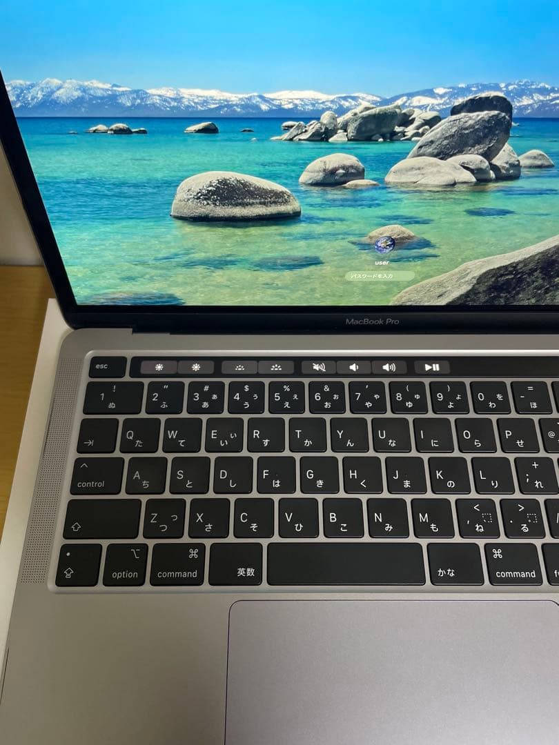 美品 MacBook Pro 2020 Core i7/16GB/500GB