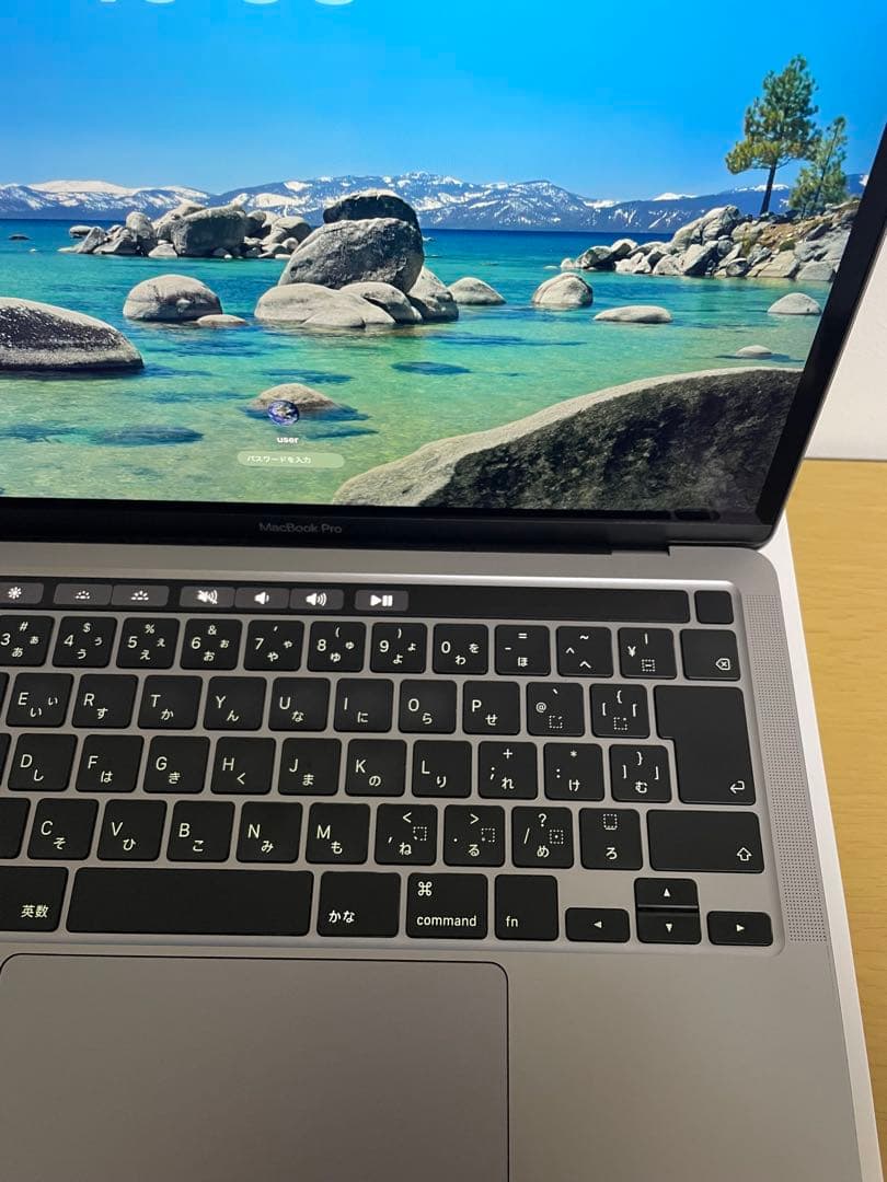 美品 MacBook Pro 2020 Core i7/16GB/500GB