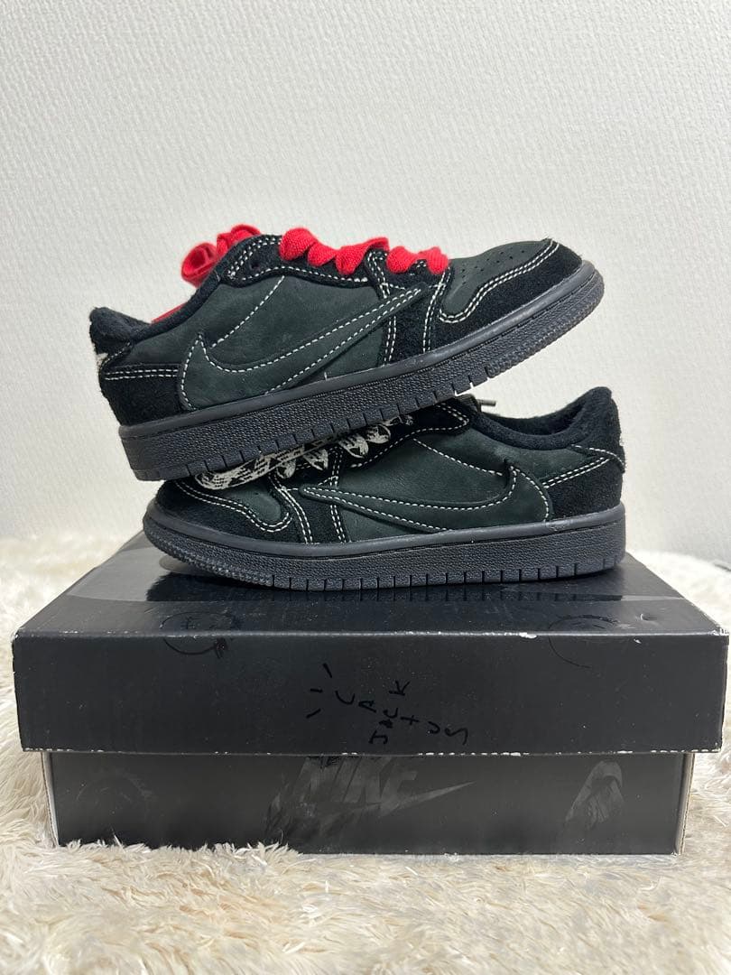 Travis Scott × Nike Black Phantom