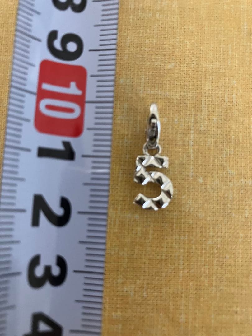 すみれ様CHANEL ナンバー5 マトラッセ キルティングチャーム K18WG